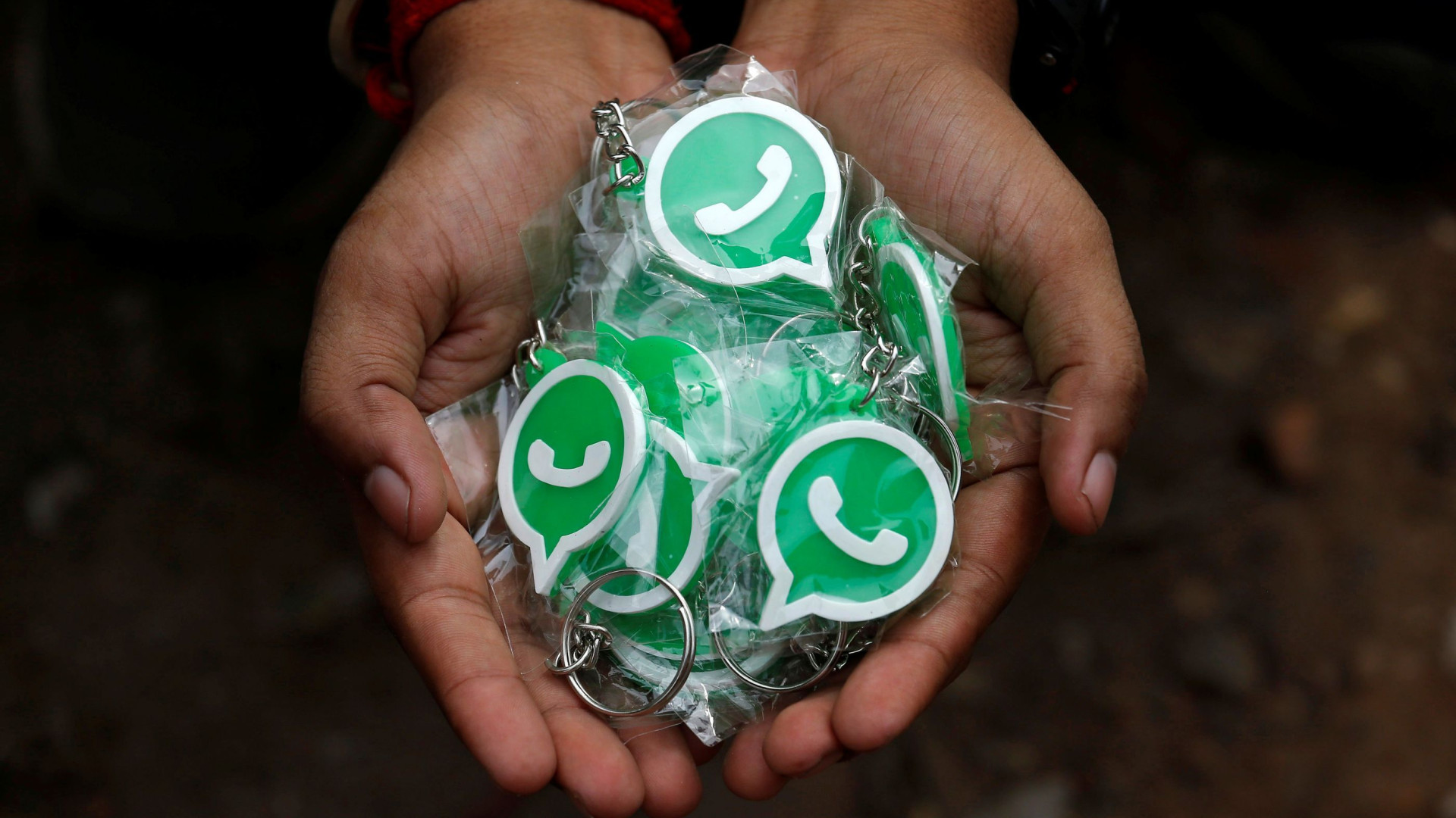 No momento você está vendo WhatsApp testa novo design para versão Android