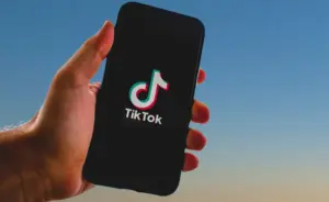 Leia mais sobre o artigo Engajamento no TikTok: por que essa métrica é fundamental para crescer na plataforma